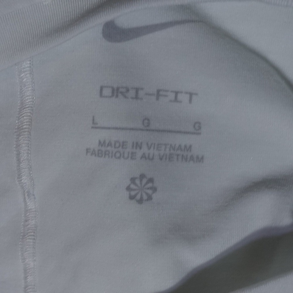 Little Stain Nike Training Top Women L White Dri-FIT Twist Front Cropped - Picture 7 of 9